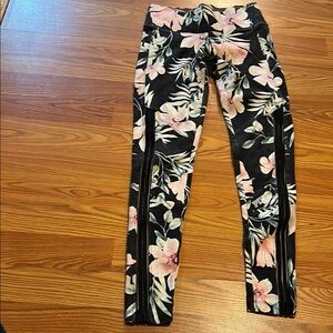 Victoria's Secret PINK  Flowery,Yoga Pants Size XS